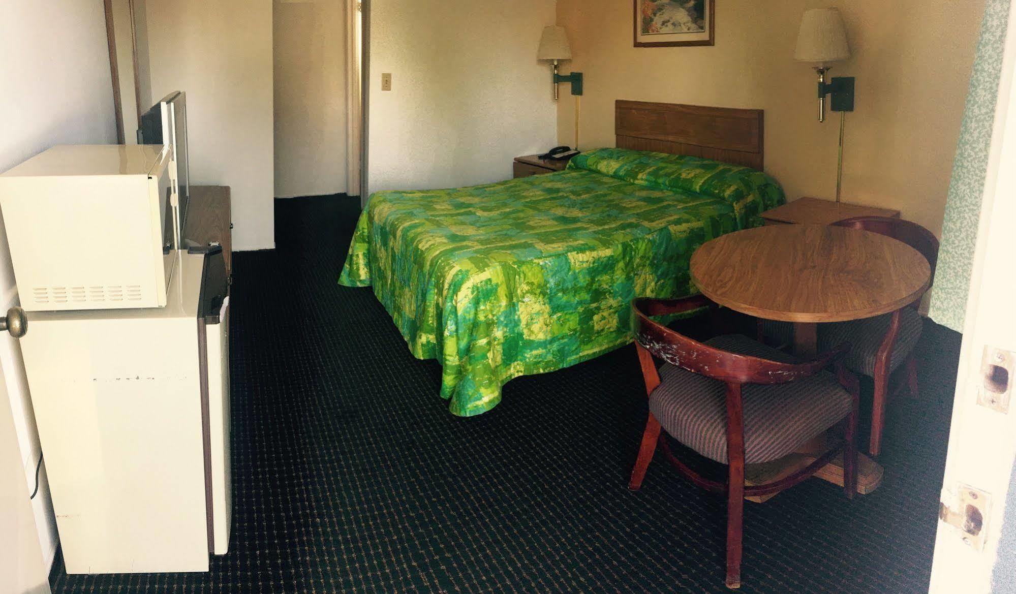 Regency Inn Lakeport Exterior foto